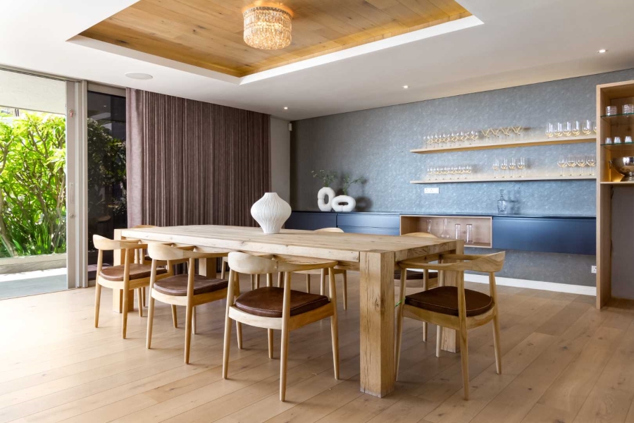 5 Bedroom Property for Sale in Fresnaye Western Cape